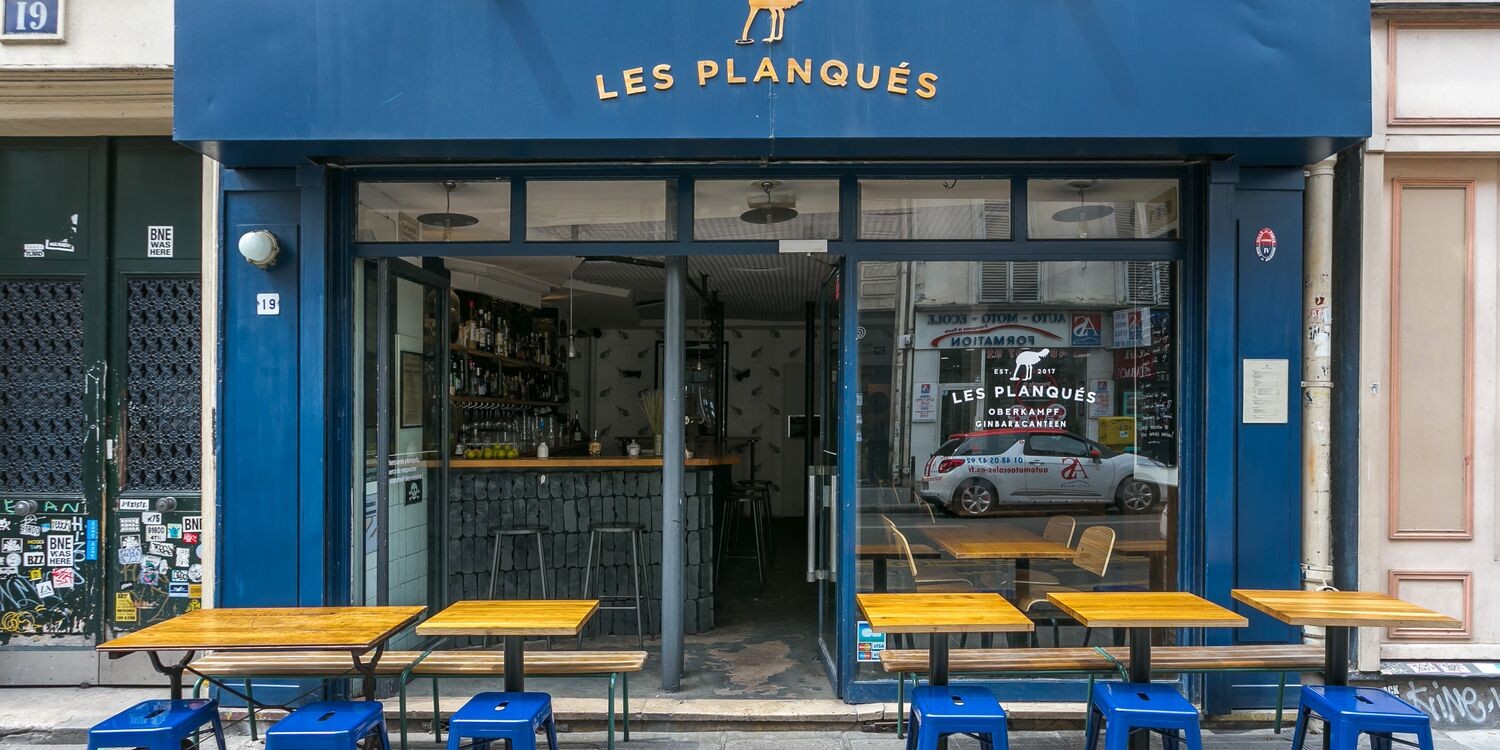 Les Planqués réserver