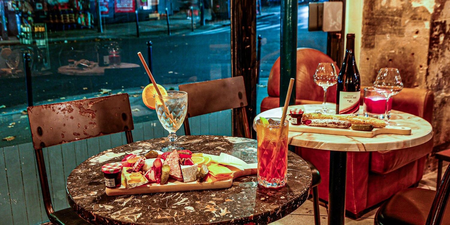 Le Re-Montant Bar réserver
