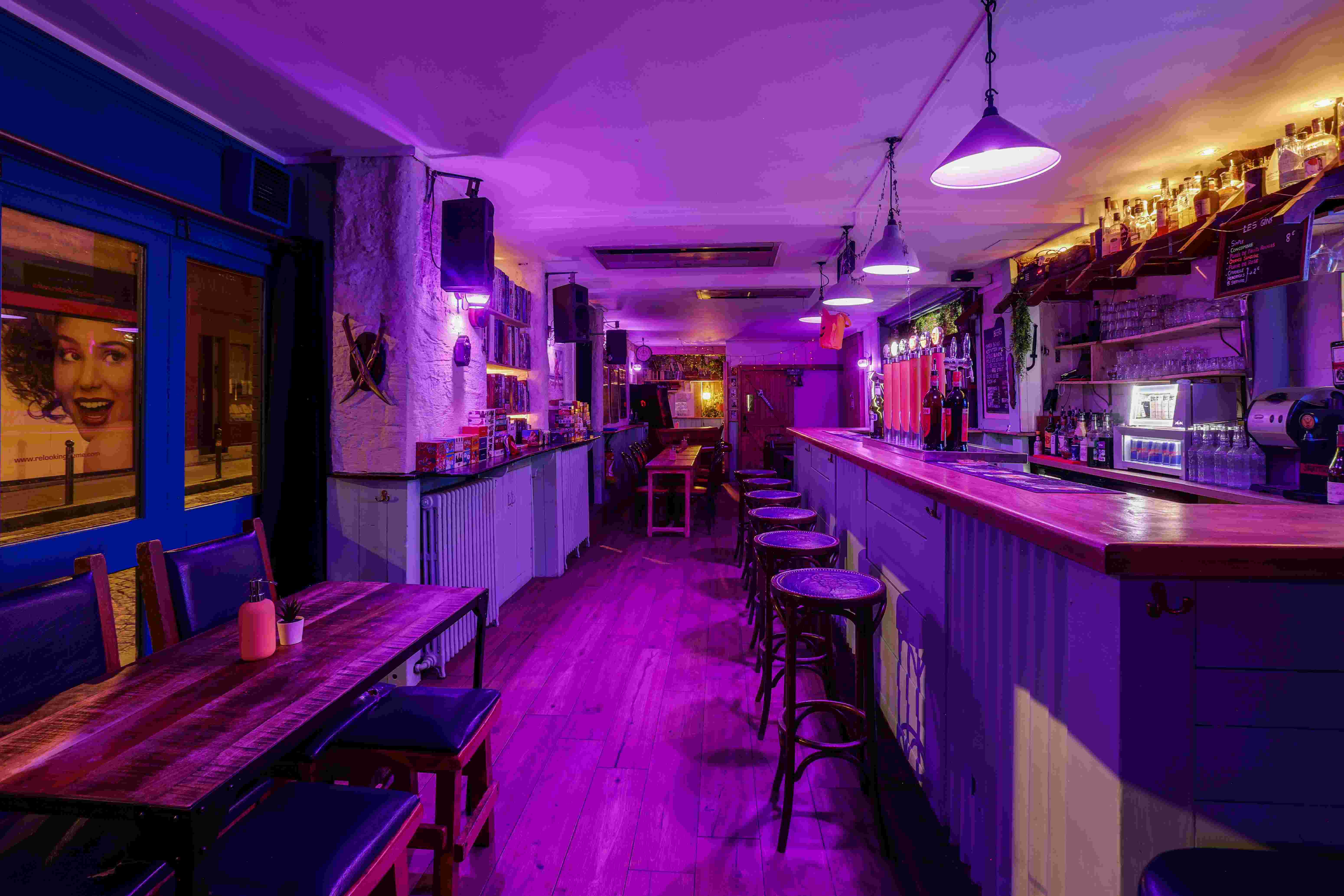 The Oakenshield Tavern réserver