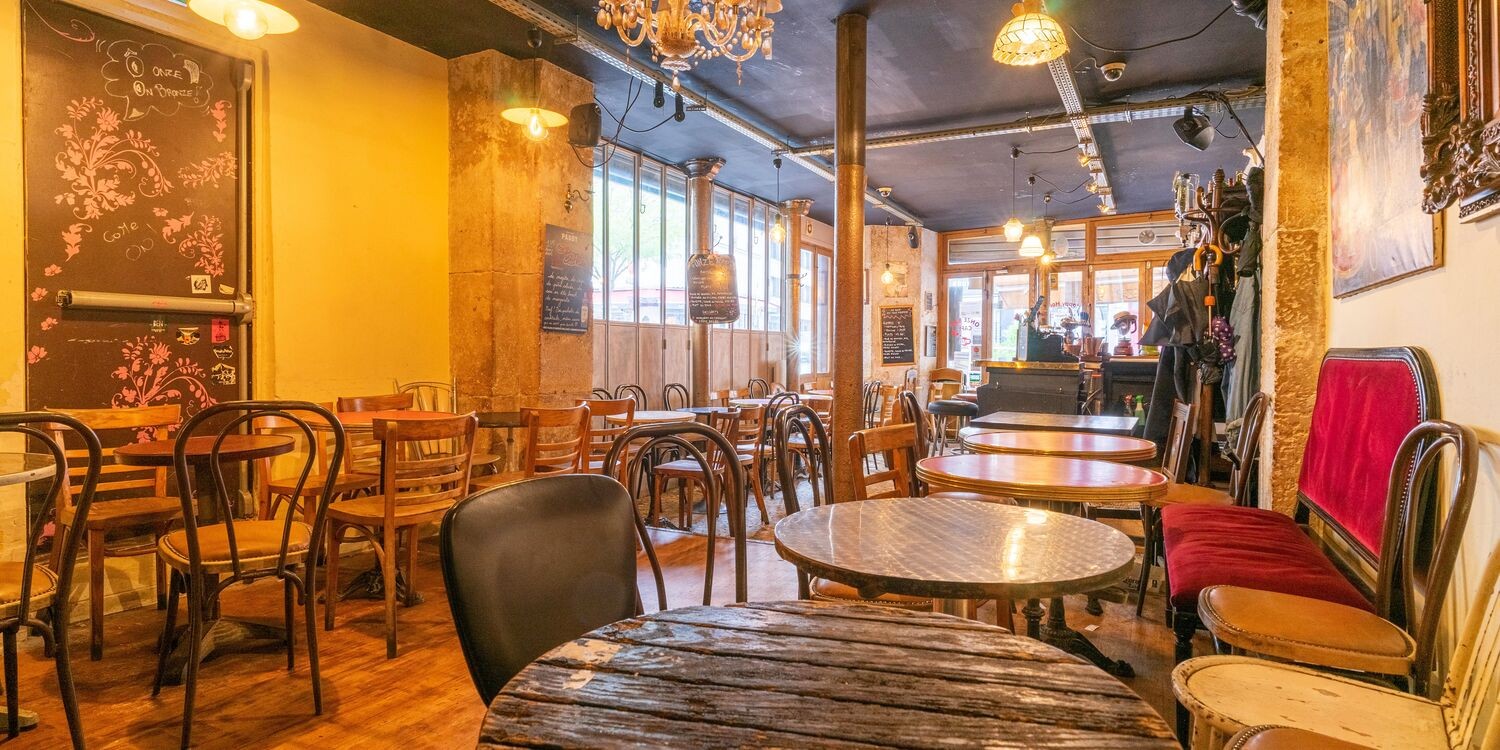 Onze Bar réserver