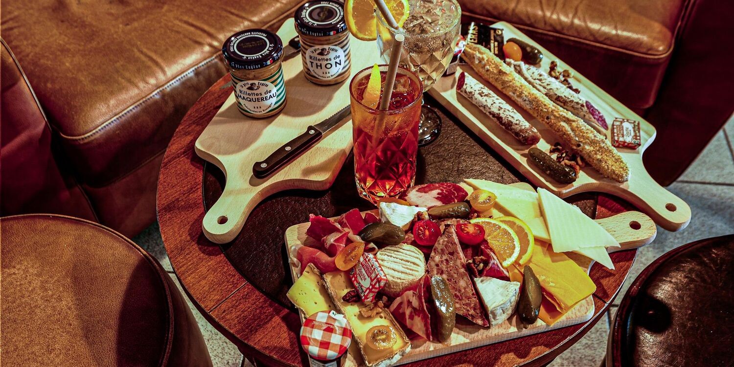 Le Re-Montant Bar réserver