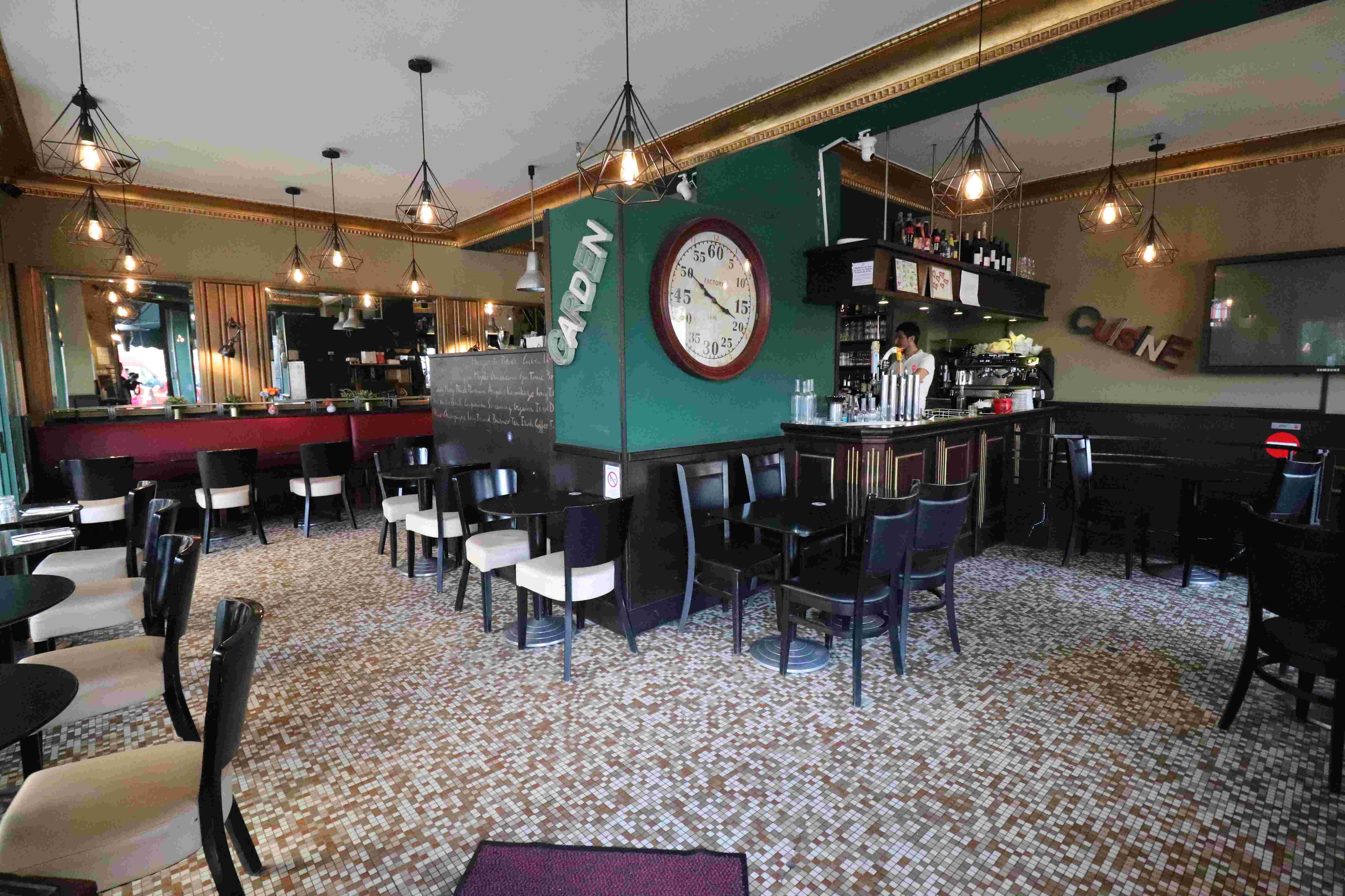Le Bar Des Halles réserver