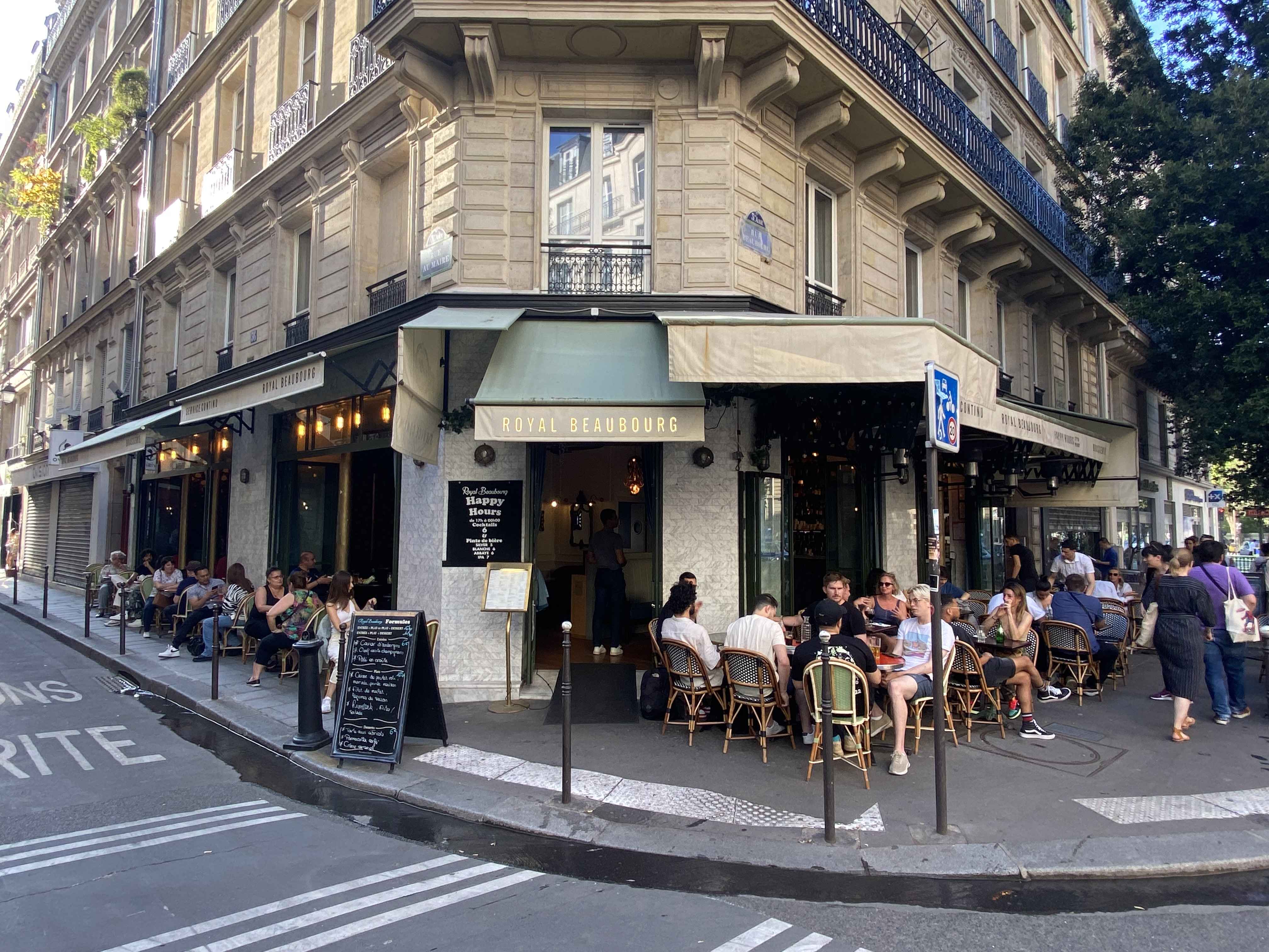 Royal Beaubourg réserver